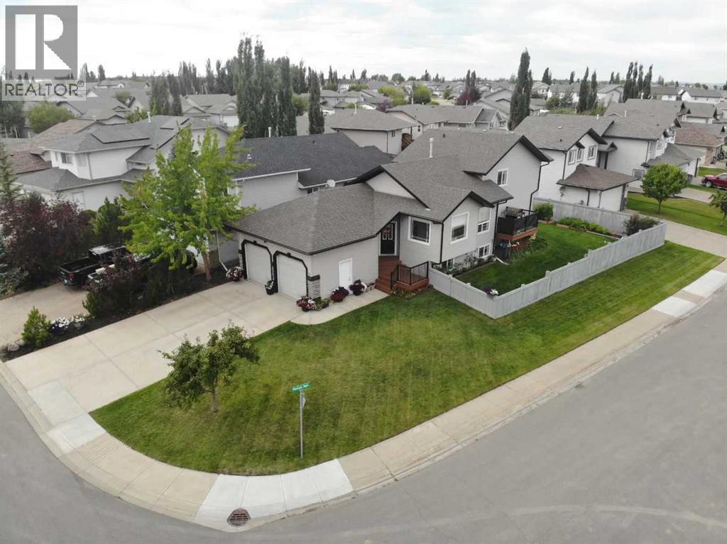 2 Pinnacle Lake Drive, Grande Prairie, Alberta  T8W 2X6 - Photo 43 - A2342718