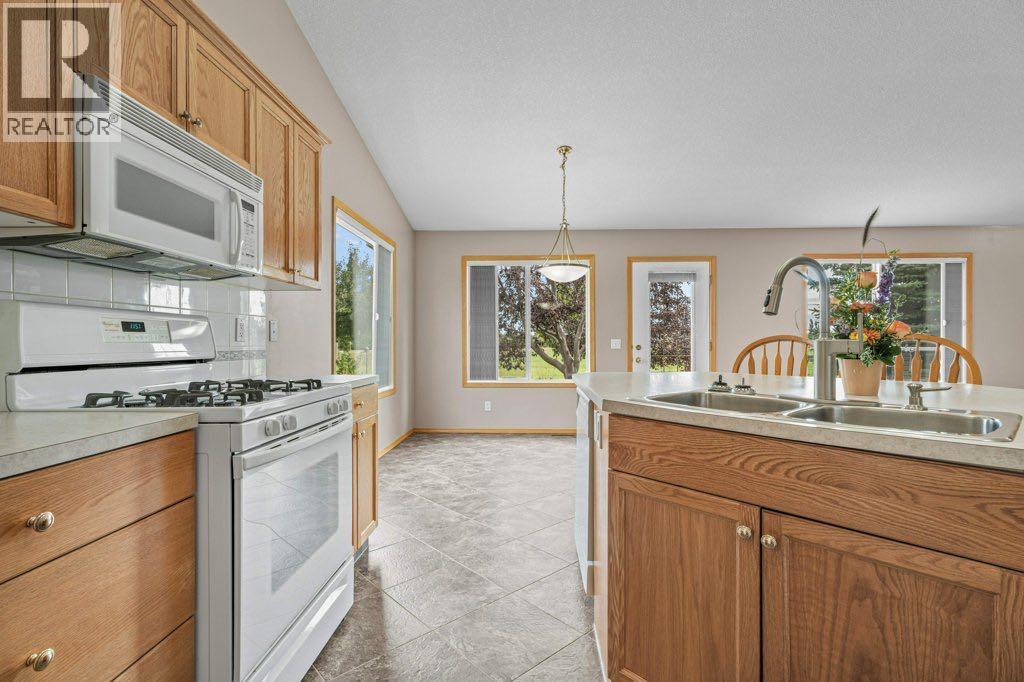 127 Whispering Way, Vulcan, Alberta  T0L 2B0 - Photo 16 - A2341499