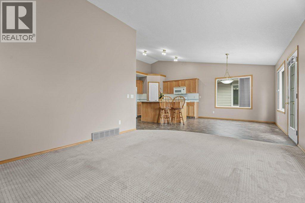 127 Whispering Way, Vulcan, Alberta  T0L 2B0 - Photo 21 - A2341499
