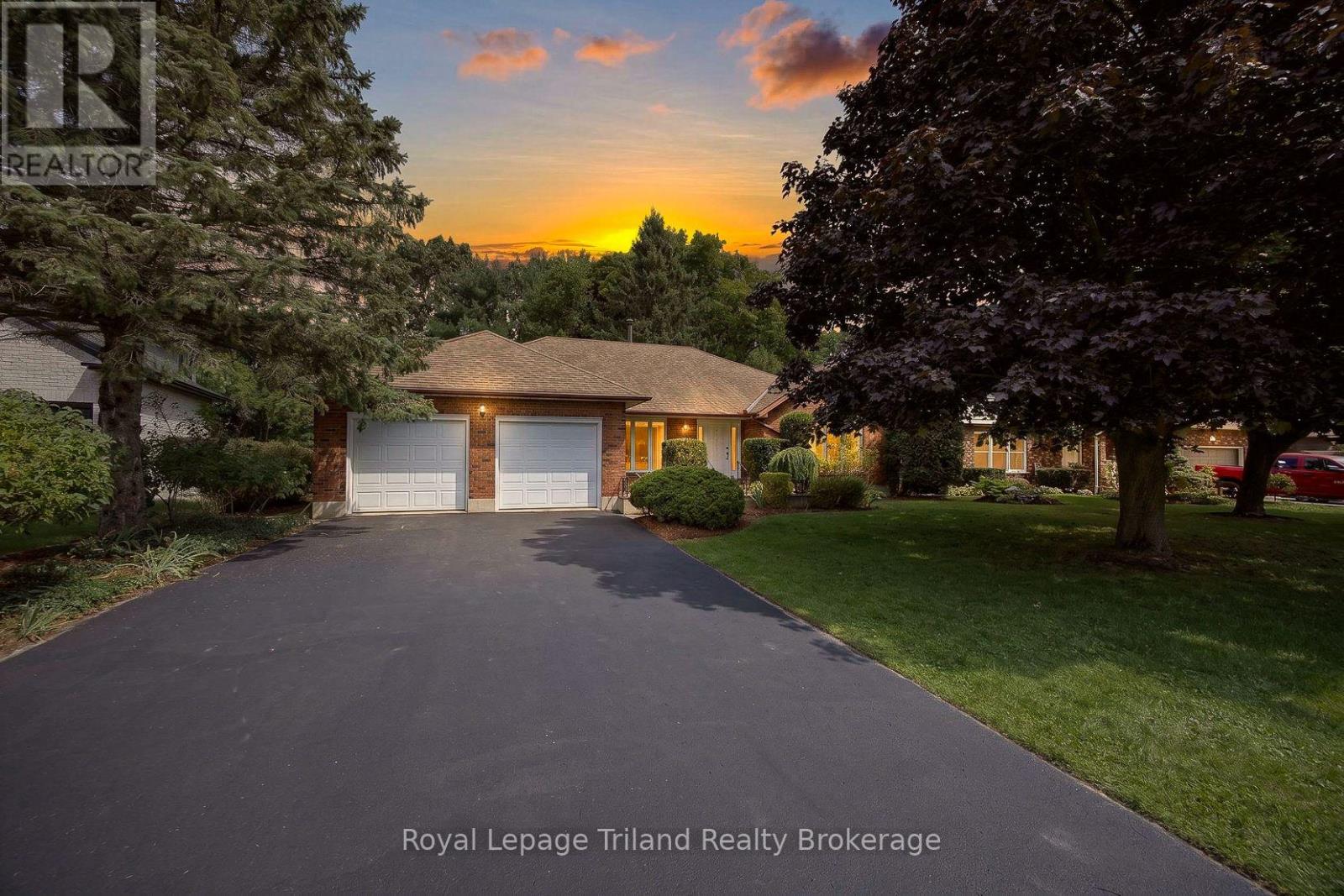 39 CLEAR VALLEY DRIVE, Tillsonburg, Ontario