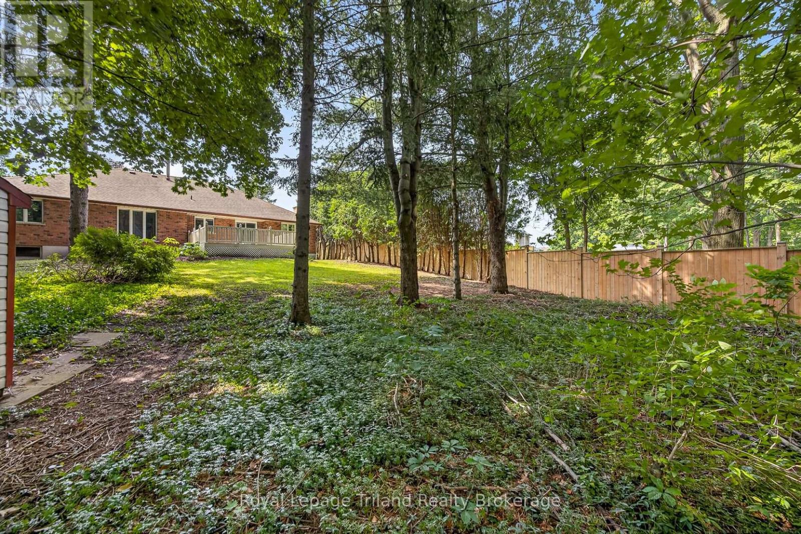 39 Clear Valley Drive, Tillsonburg, Ontario  N4G 4Y7 - Photo 47 - X13746334