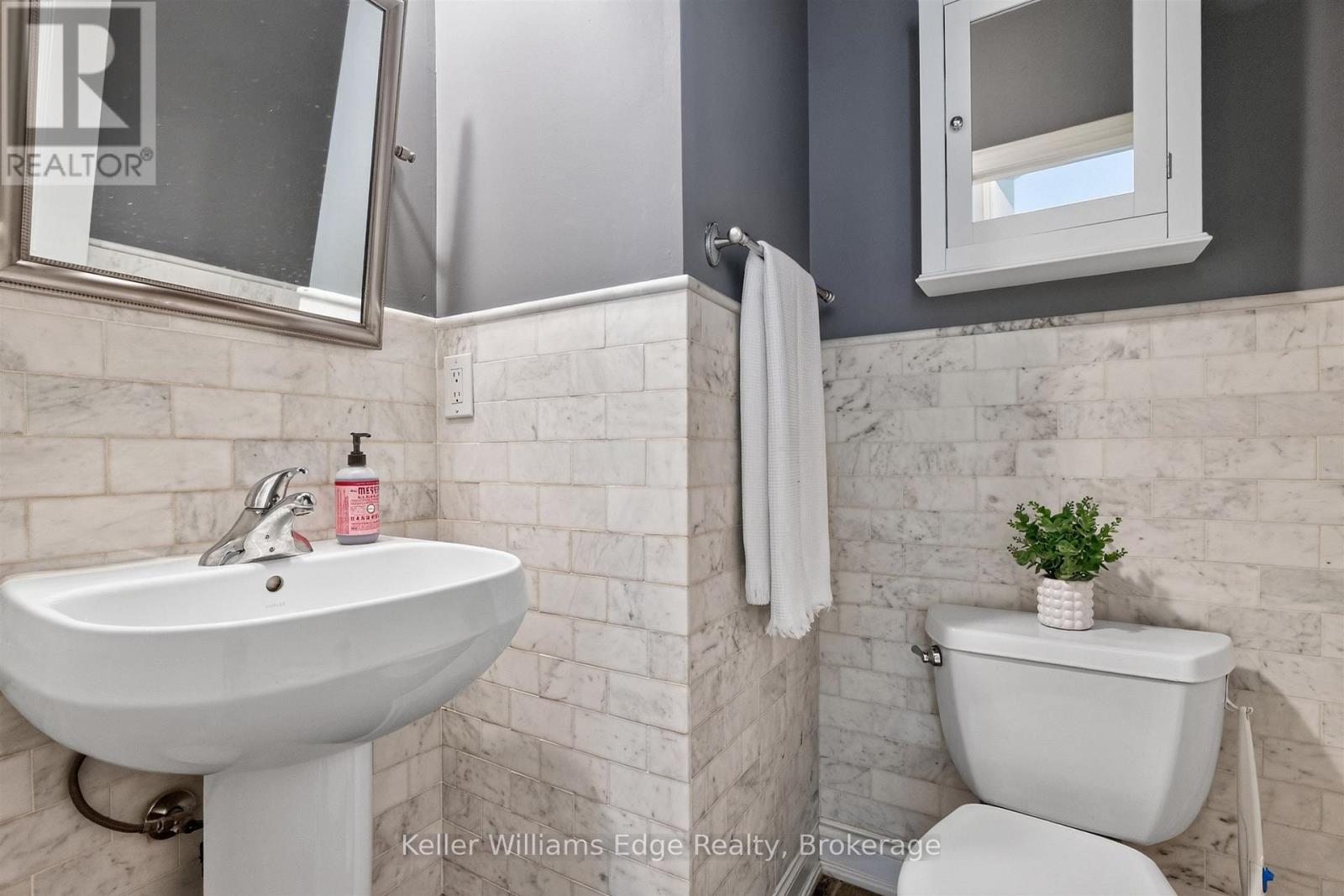 3416 Hayhurst Crescent, Oakville, Ontario  L6L 6W9 - Photo 12 - W13746308