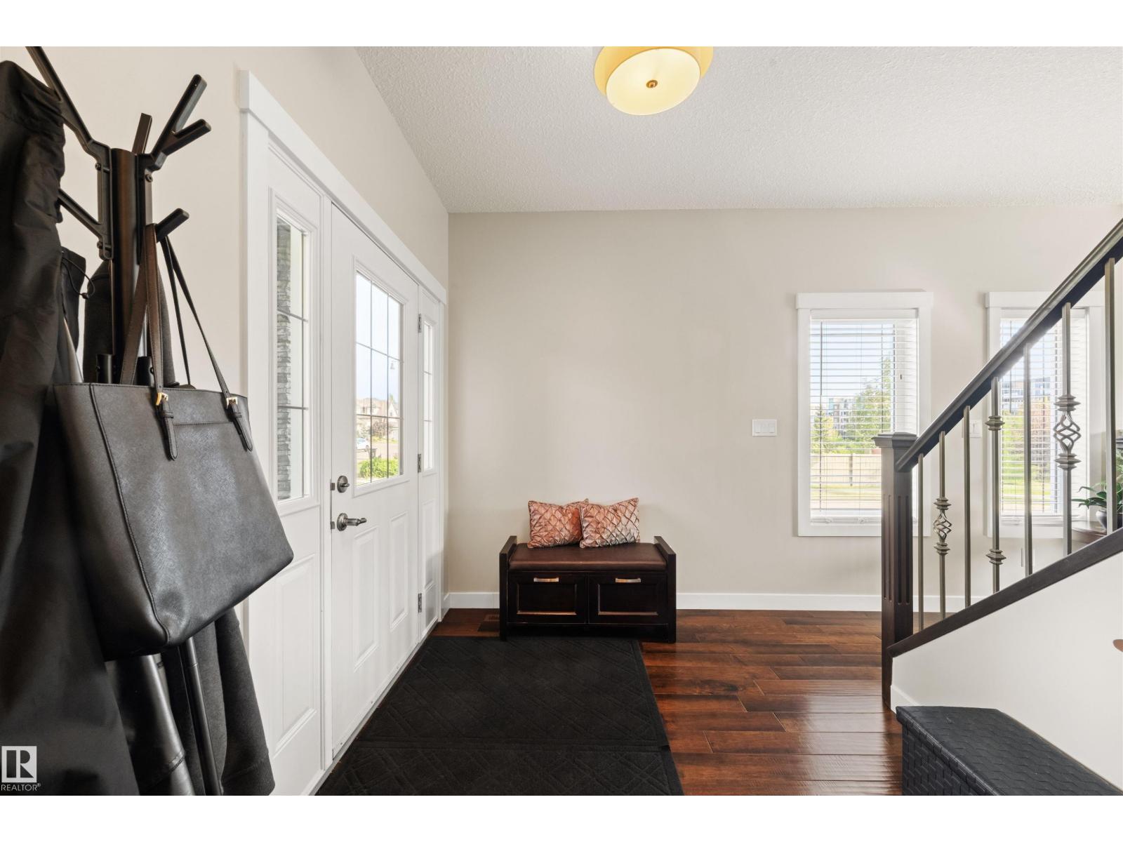 1457 Wates Li Sw, Edmonton, Alberta  T6W 0V1 - Photo 4 - E4506963