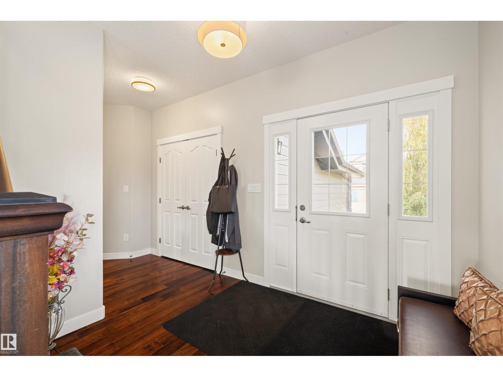 1457 Wates Li Sw, Edmonton, Alberta  T6W 0V1 - Photo 2 - E4506963