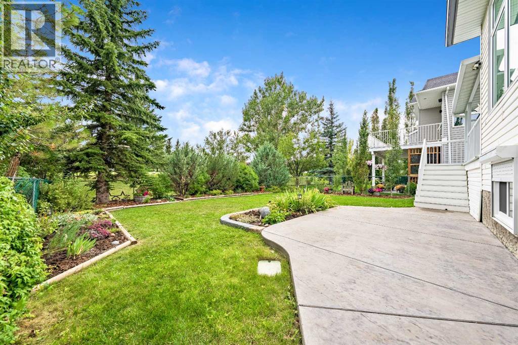 2357 Fairways Circle NW, Airdrie, Alberta  T4B 2W9 - Photo 36 - A2342285