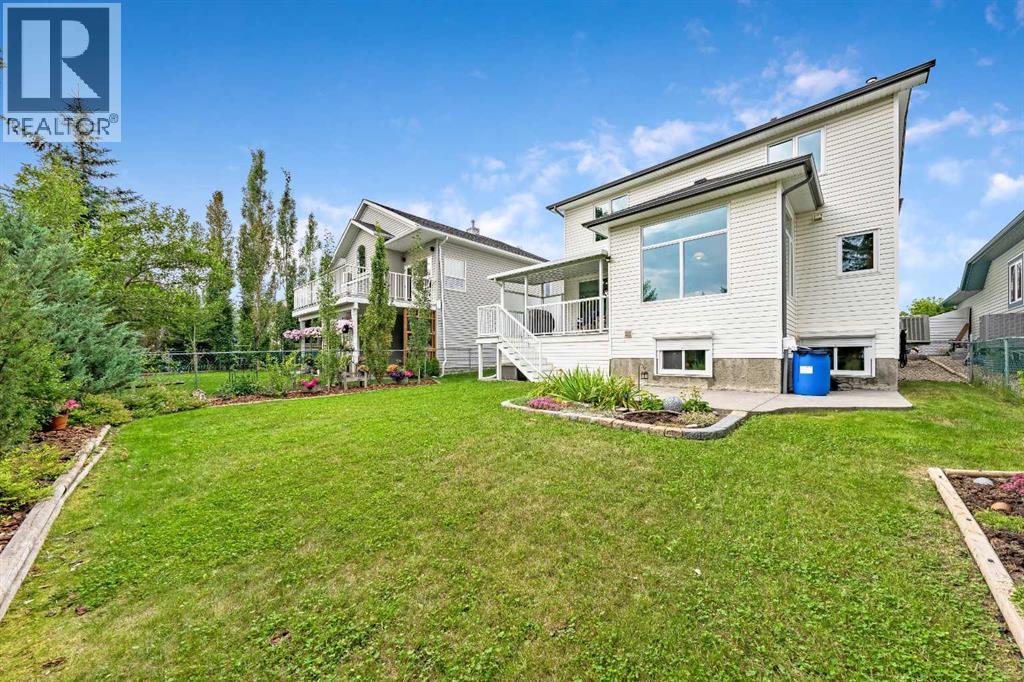 2357 Fairways Circle NW, Airdrie, Alberta  T4B 2W9 - Photo 37 - A2342285