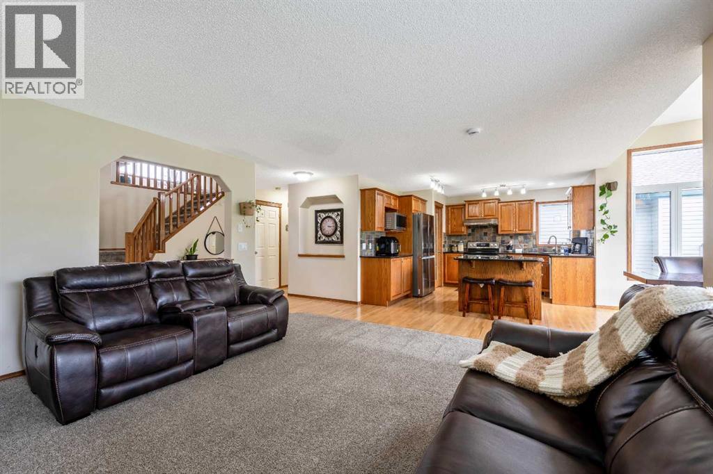 2357 Fairways Circle NW, Airdrie, Alberta  T4B 2W9 - Photo 8 - A2342285