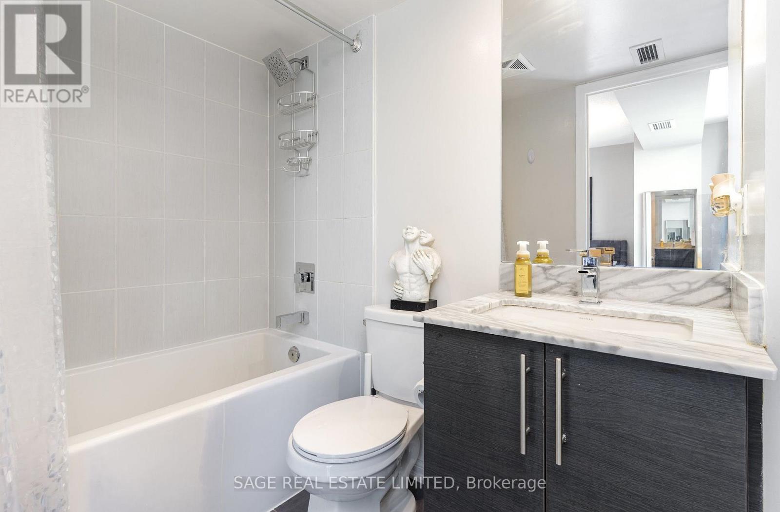 1019 - 35 Bastion Street, Toronto, Ontario  M5V 0C2 - Photo 15 - C13746140