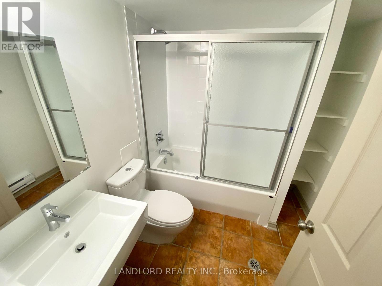 5 - 209 Madison Avenue, Toronto, Ontario  M5R 2S6 - Photo 15 - C13746258