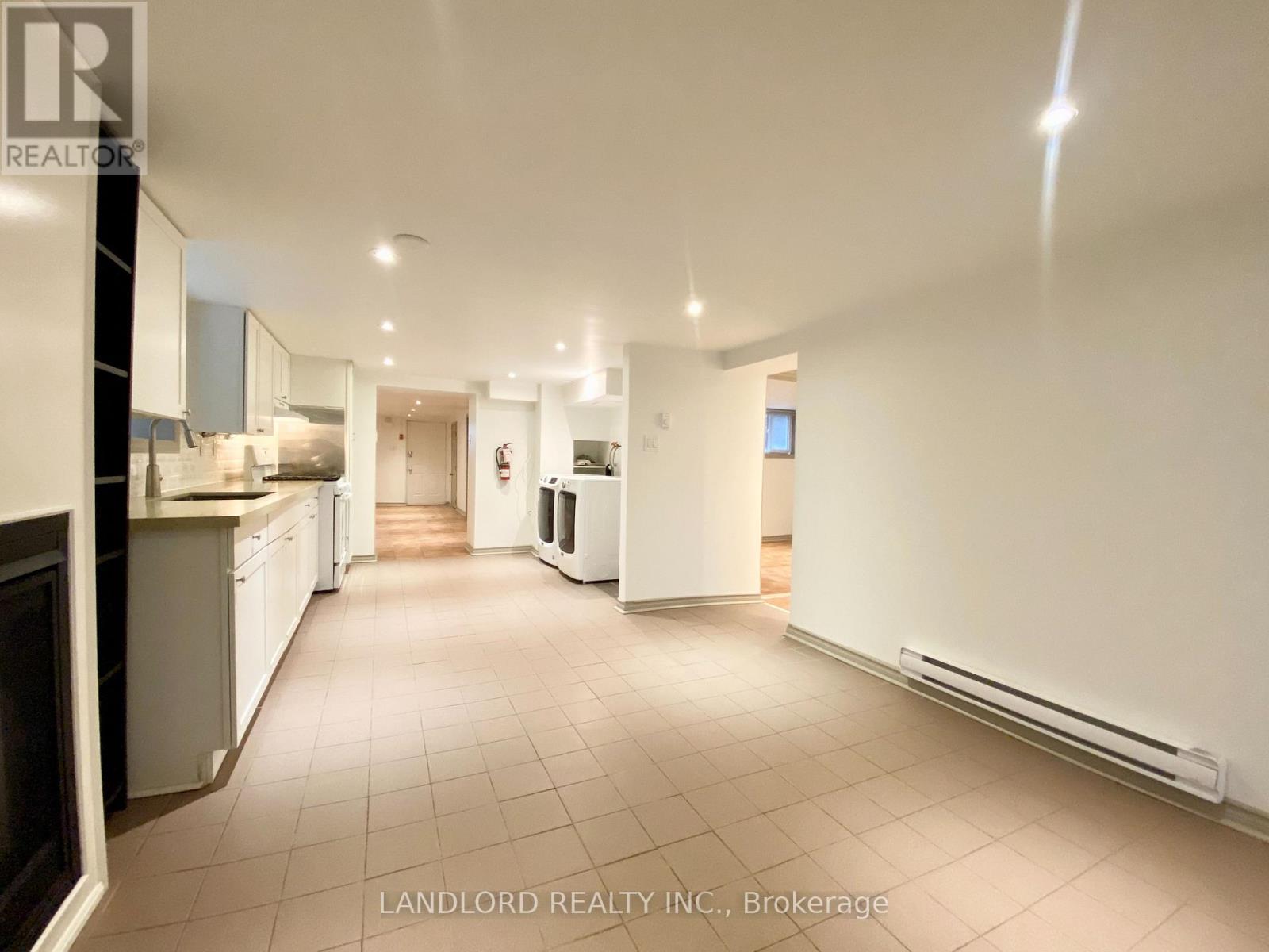 5 - 209 Madison Avenue, Toronto, Ontario  M5R 2S6 - Photo 6 - C13746258