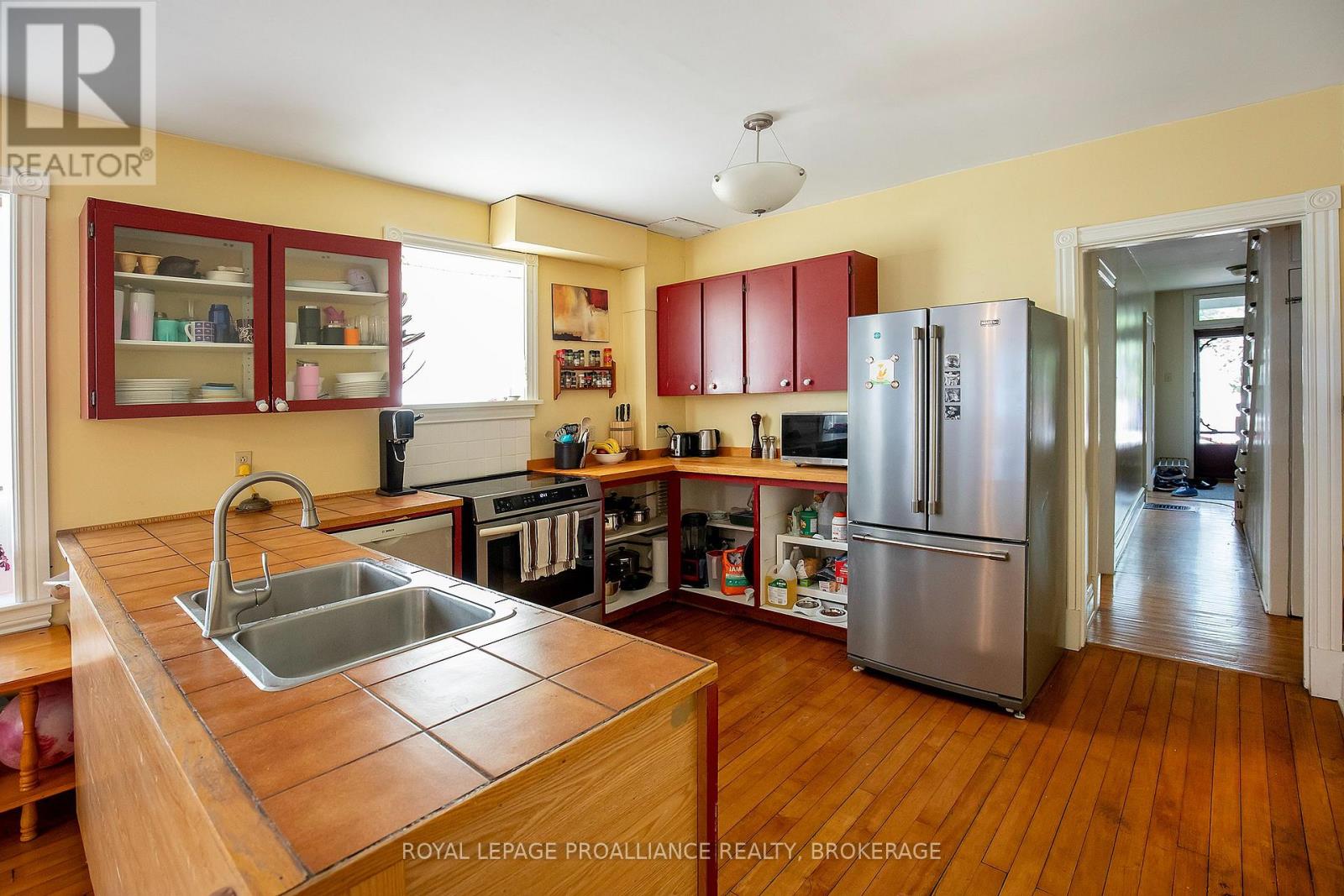 38 York Street, Kingston, Ontario K7K 1P5 - Photo 3 - X13746304