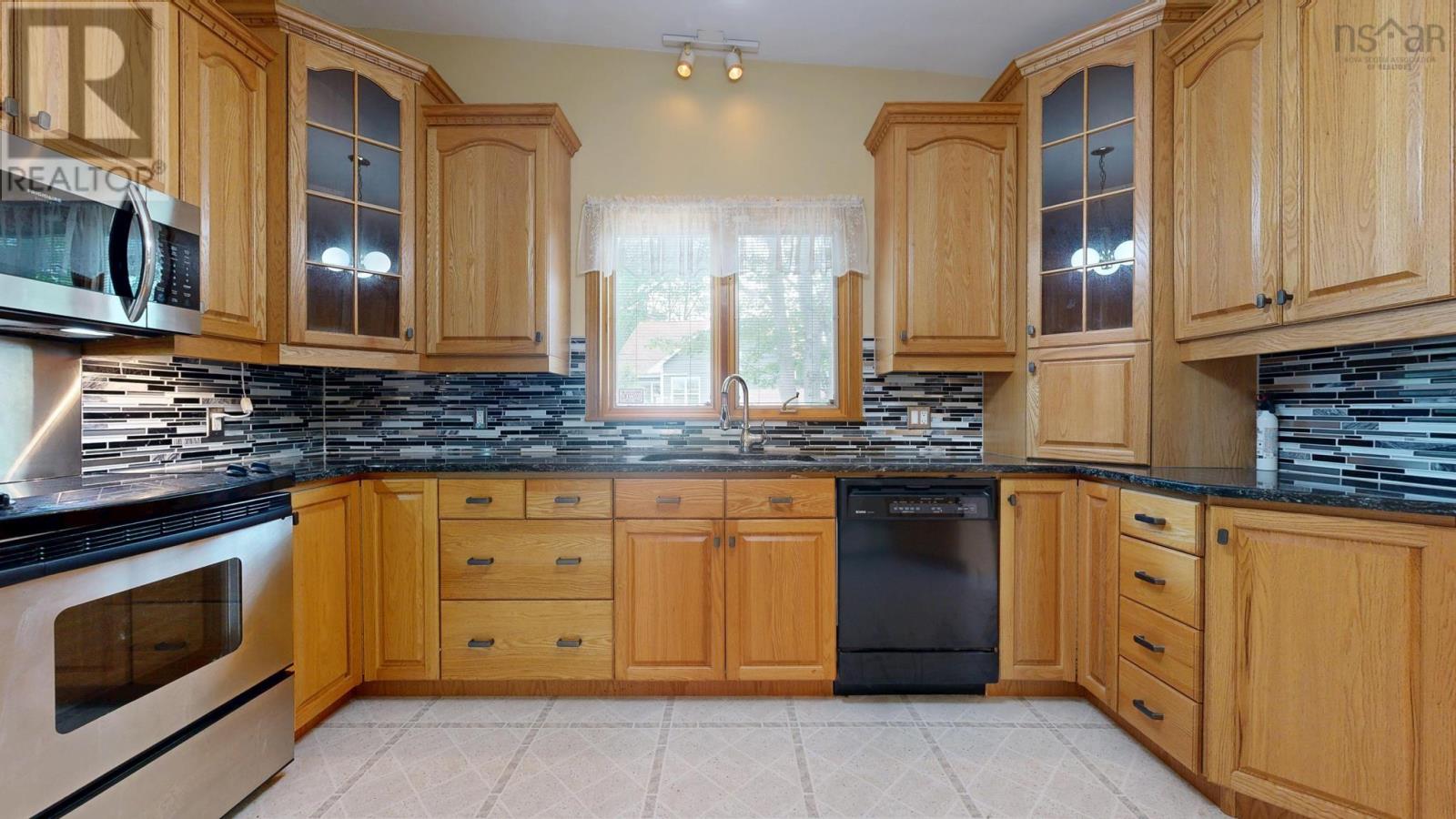 24 Deepwood Crescent, Clayton Park, Nova Scotia  B3M 2Y5 - Photo 12 - 202622315