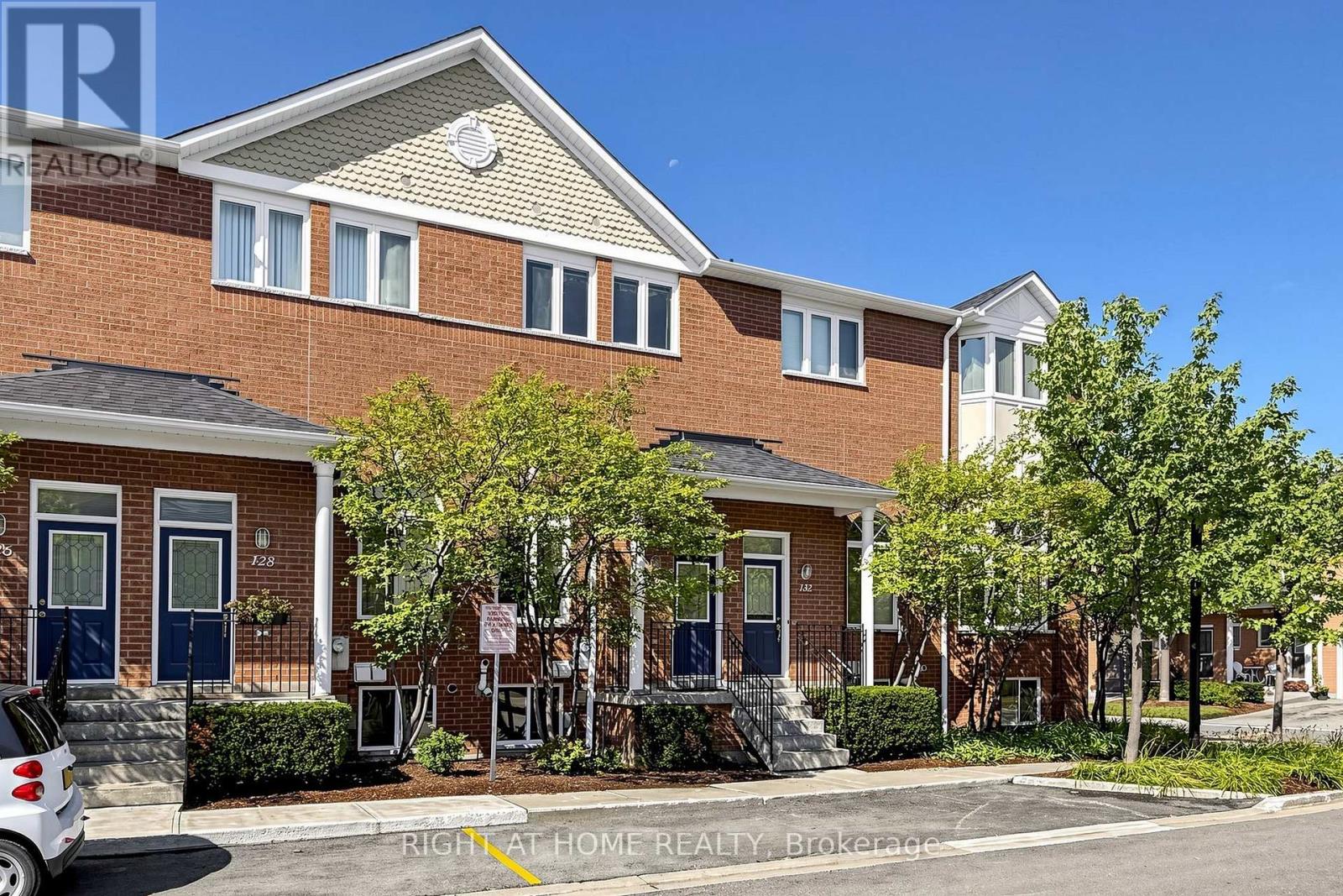 130 - 83 MONDEO DRIVE, Toronto, Ontario