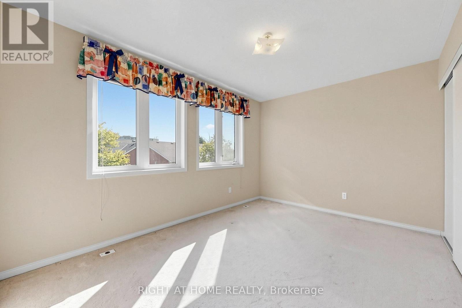 130 - 83 Mondeo Drive, Toronto, Ontario  M1P 5B6 - Photo 13 - E13746250