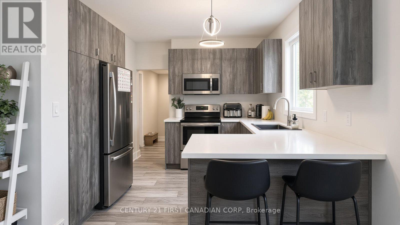 4 Elmwood Place, London South, Ontario  N6J 1J2 - Photo 8 - X13746206