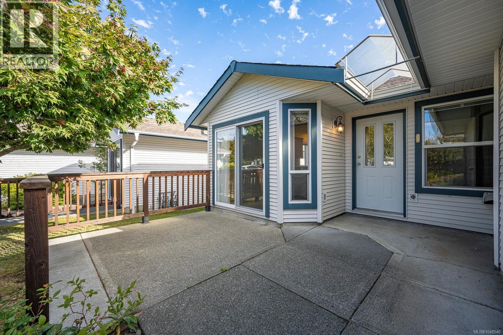 27 1755 Willemar Ave, Courtenay, British Columbia  V9N 3M5 - Photo 11 - 1048546