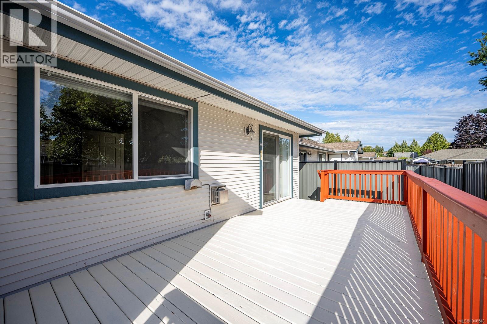 27 1755 Willemar Ave, Courtenay, British Columbia  V9N 3M5 - Photo 16 - 1048546