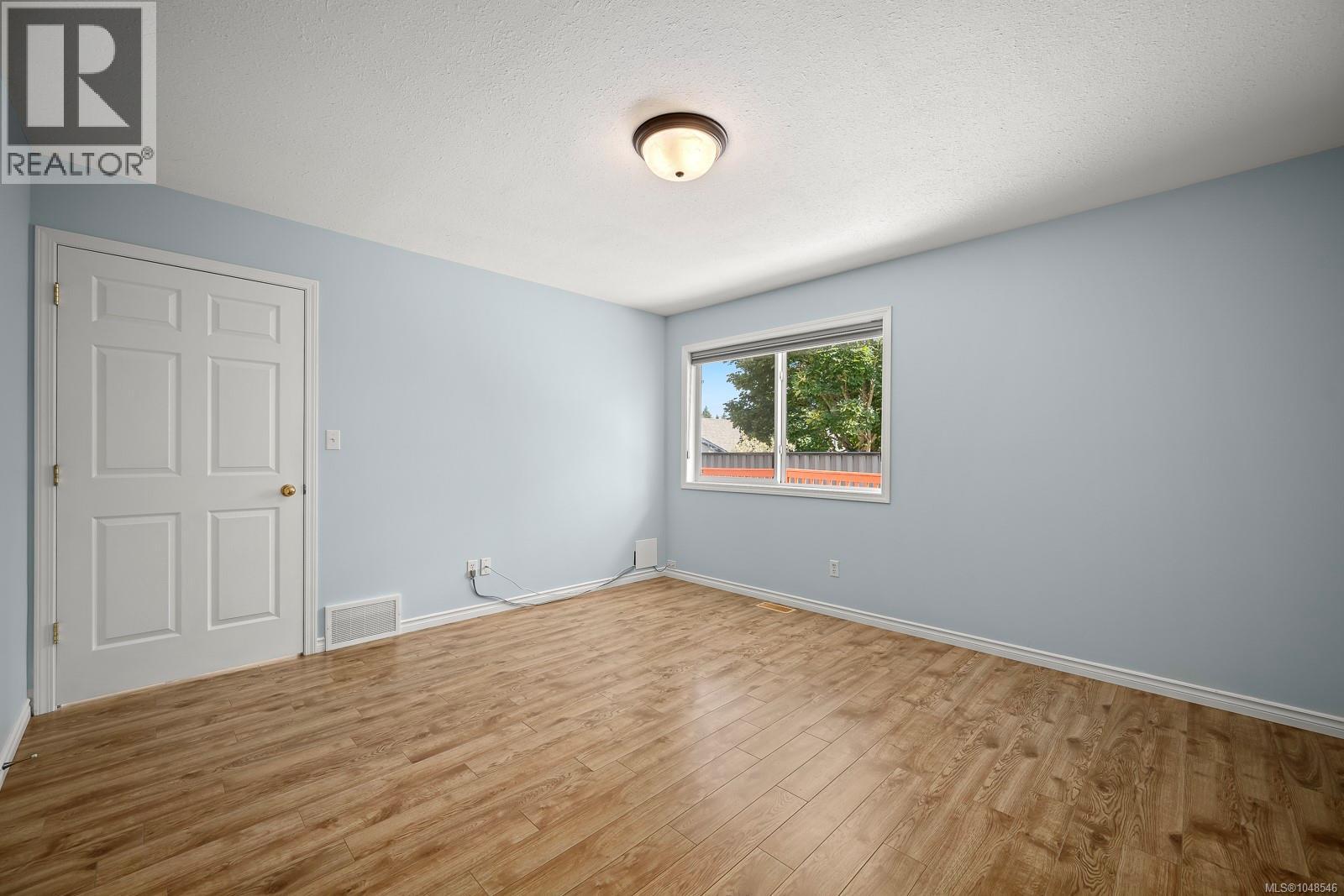 27 1755 Willemar Ave, Courtenay, British Columbia  V9N 3M5 - Photo 31 - 1048546