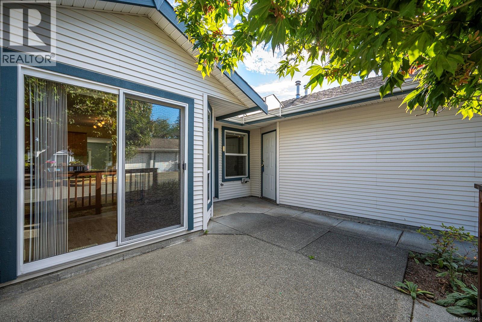 27 1755 Willemar Ave, Courtenay, British Columbia  V9N 3M5 - Photo 44 - 1048546