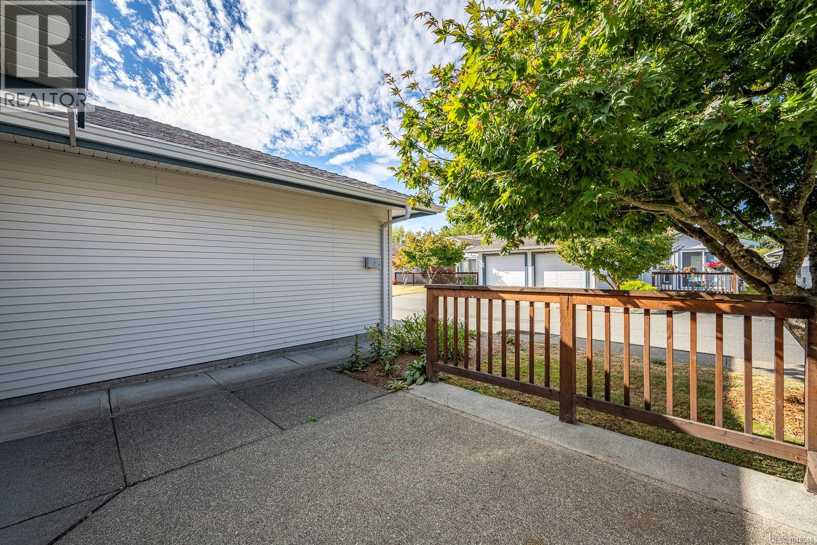 27 1755 Willemar Ave, Courtenay, British Columbia  V9N 3M5 - Photo 45 - 1048546