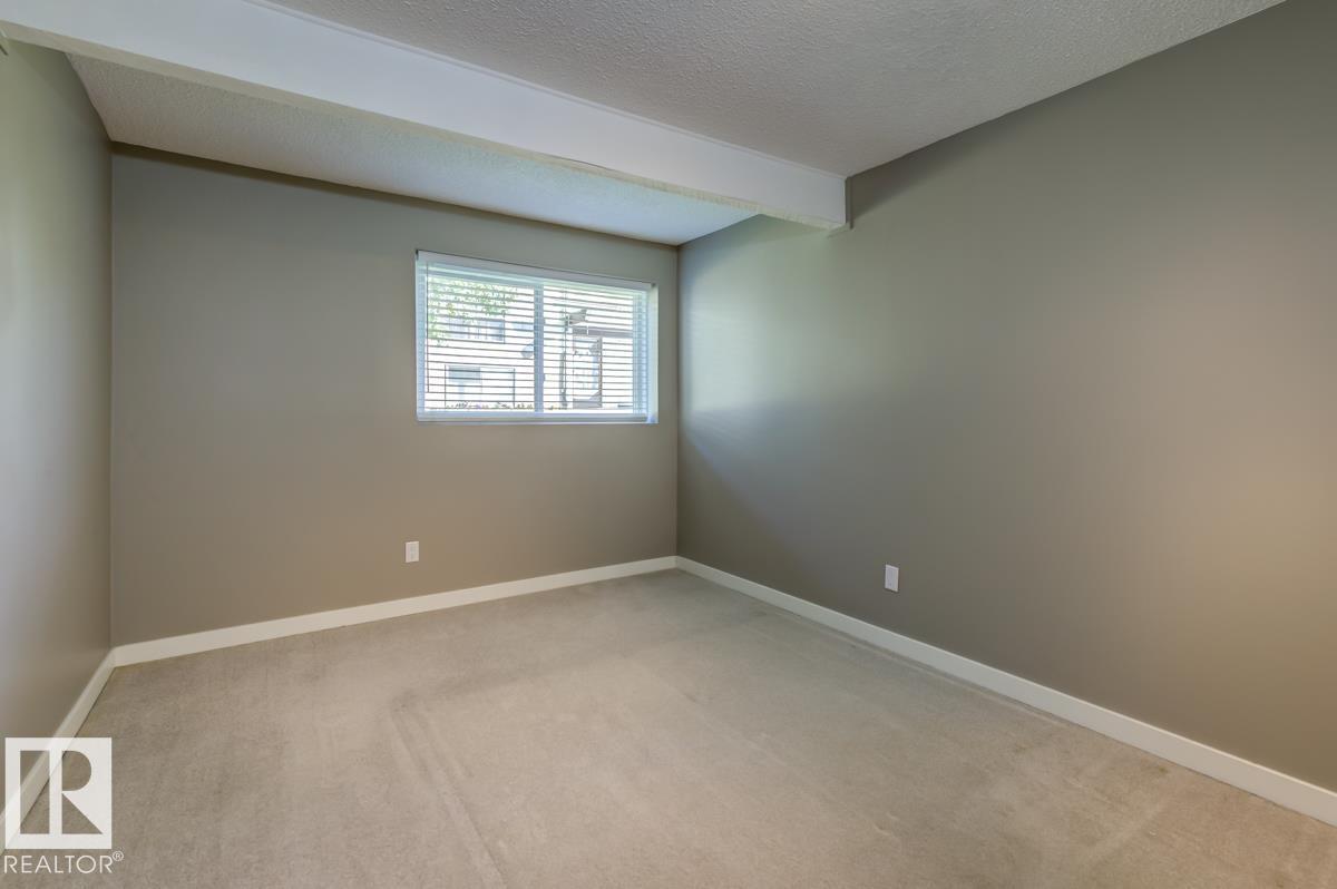 534 Lee Ridge Rd NW, Edmonton, Alberta  T6K 2K3 - Photo 36 - E4507125