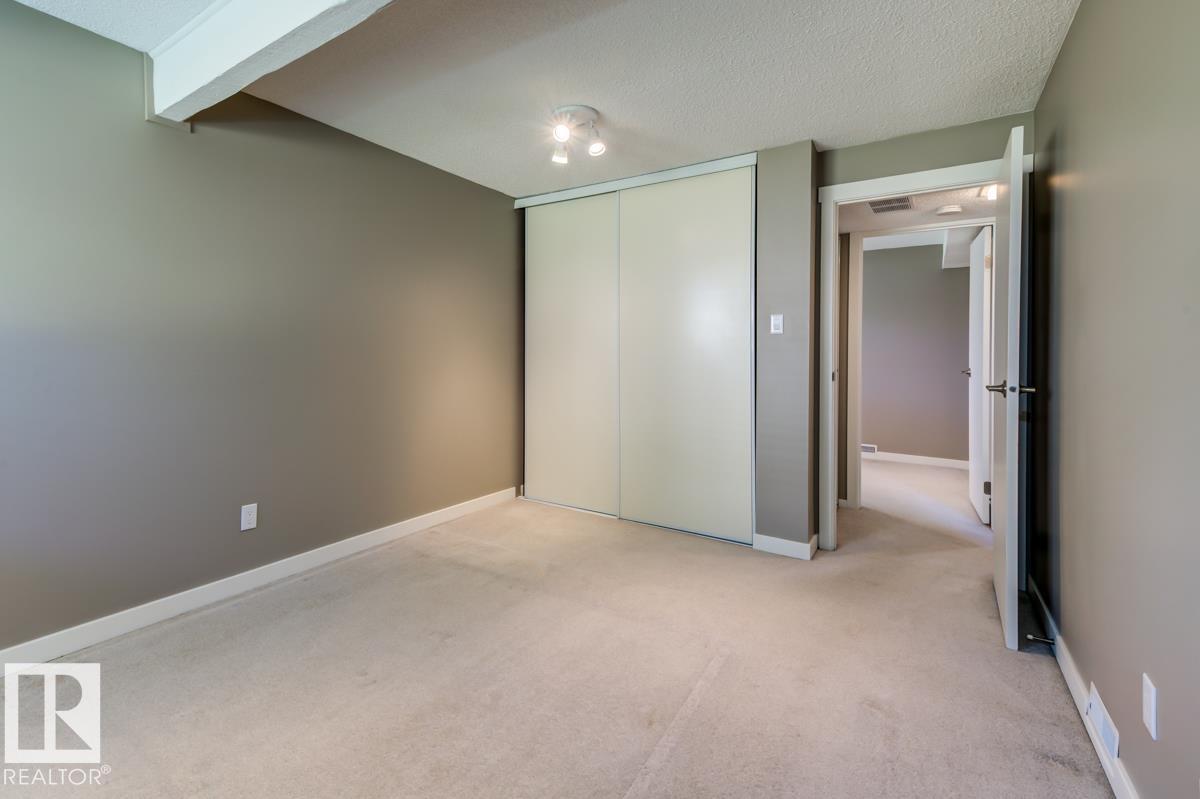 534 Lee Ridge Rd NW, Edmonton, Alberta  T6K 2K3 - Photo 40 - E4507125