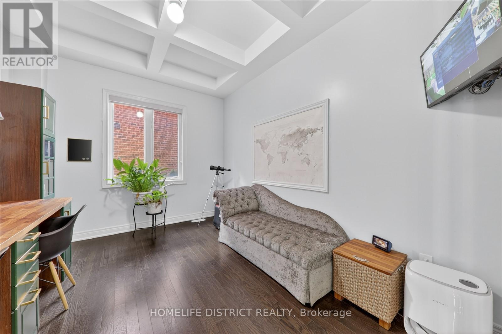 210 Cannes Avenue, Vaughan, Ontario  L4L 8L1 - Photo 10 - N13746278