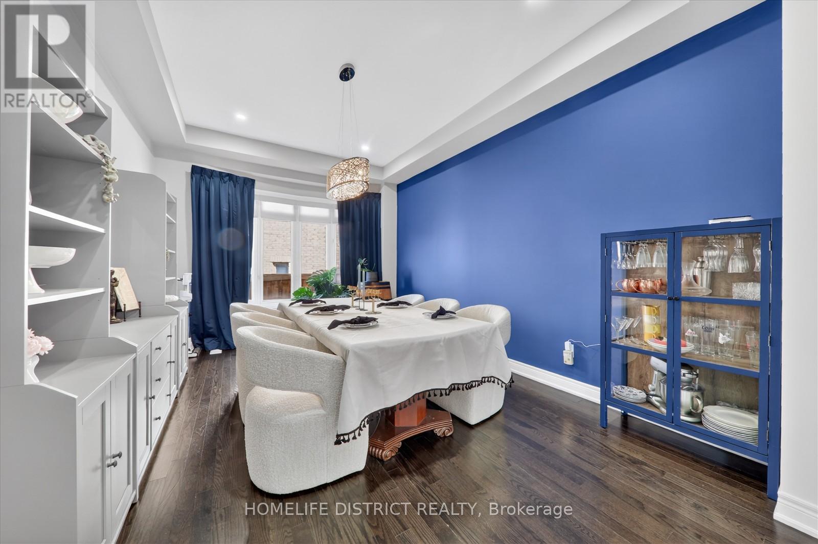 210 Cannes Avenue, Vaughan, Ontario  L4L 8L1 - Photo 12 - N13746278