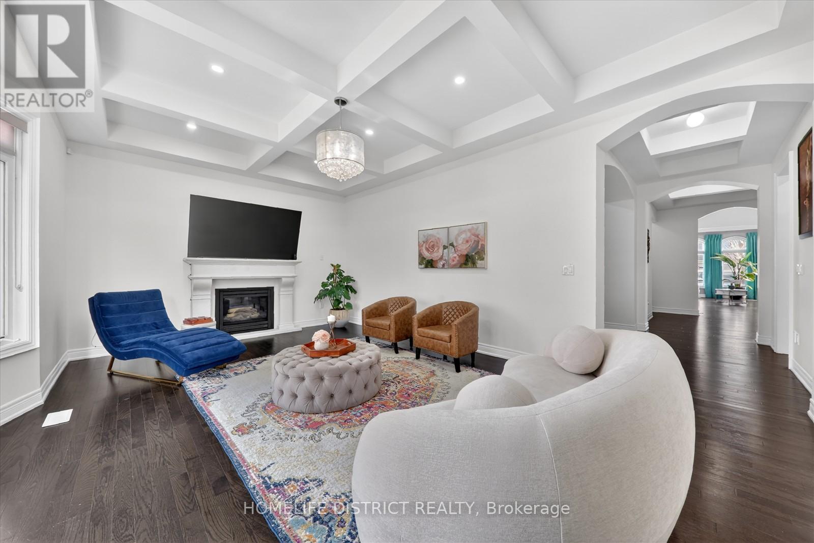 210 Cannes Avenue, Vaughan, Ontario  L4L 8L1 - Photo 15 - N13746278