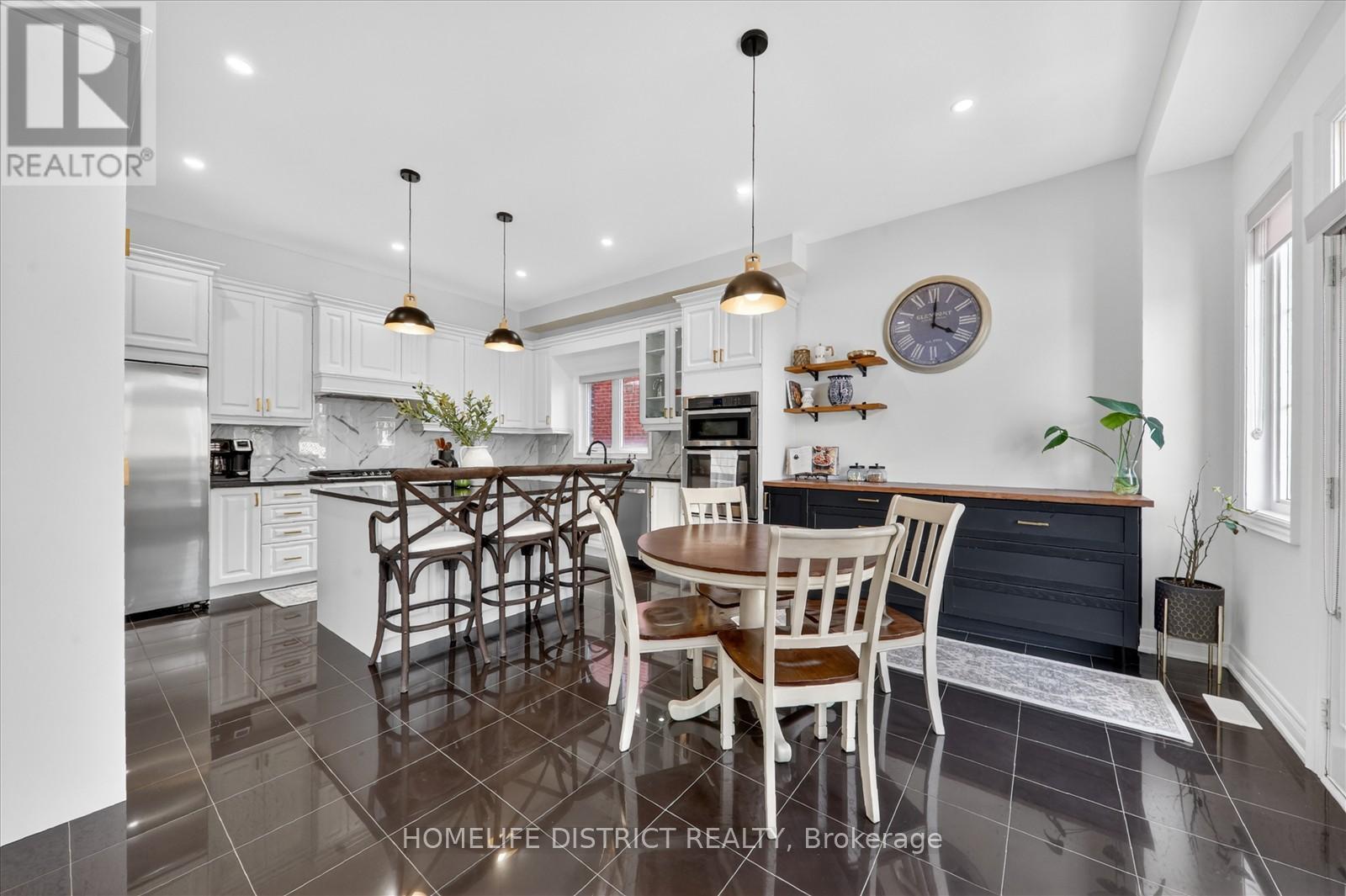 210 Cannes Avenue, Vaughan, Ontario  L4L 8L1 - Photo 18 - N13746278