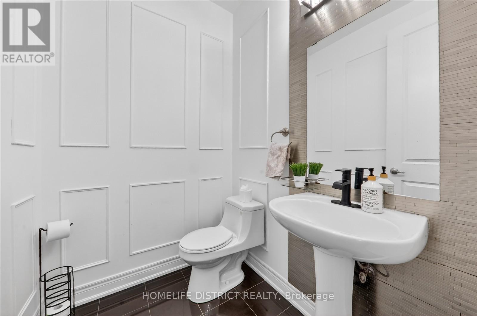 210 Cannes Avenue, Vaughan, Ontario  L4L 8L1 - Photo 23 - N13746278
