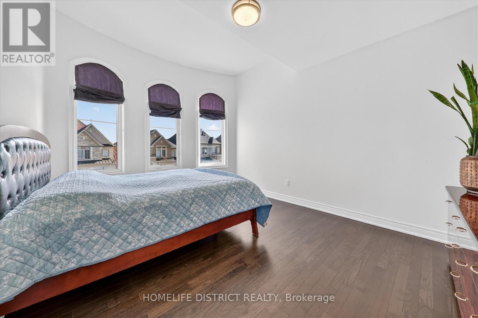 210 Cannes Avenue, Vaughan, Ontario  L4L 8L1 - Photo 38 - N13746278