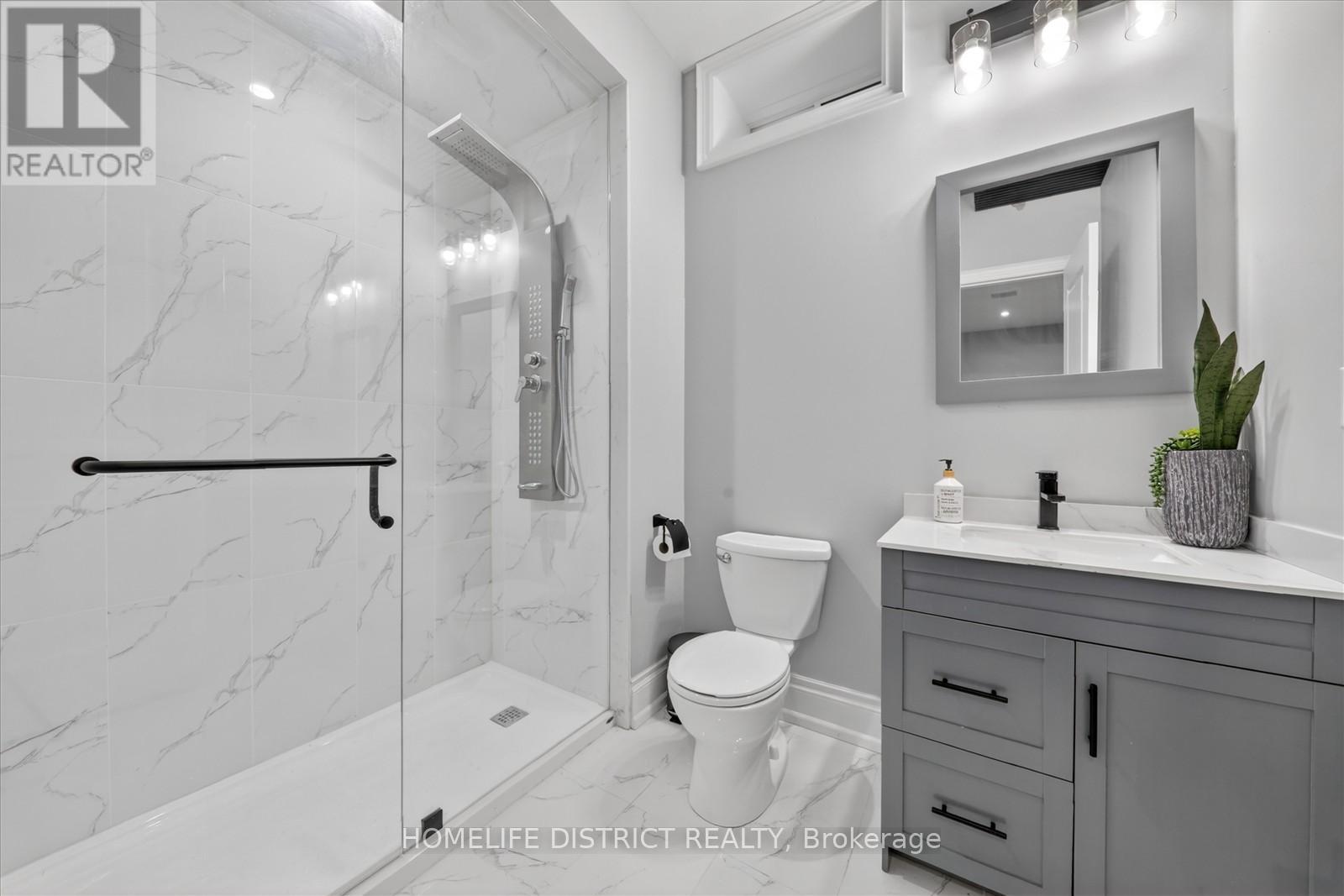 210 Cannes Avenue, Vaughan, Ontario  L4L 8L1 - Photo 44 - N13746278