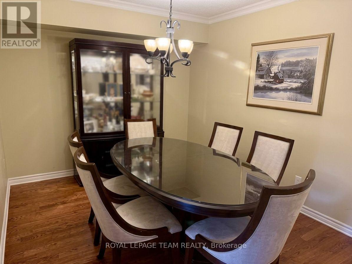 5 Chantilly Gate, Ottawa, Ontario  K2S 2B2 - Photo 4 - X13746270
