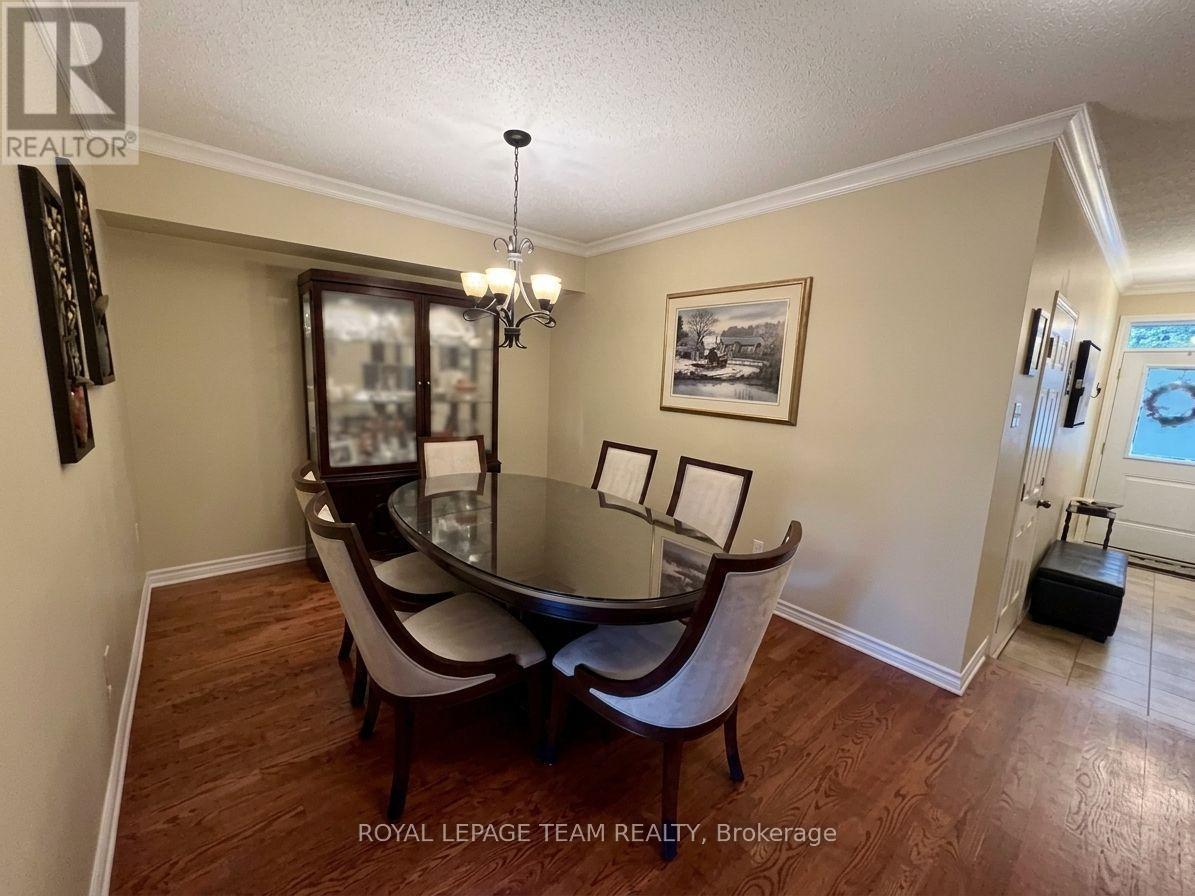 5 Chantilly Gate, Ottawa, Ontario  K2S 2B2 - Photo 5 - X13746270
