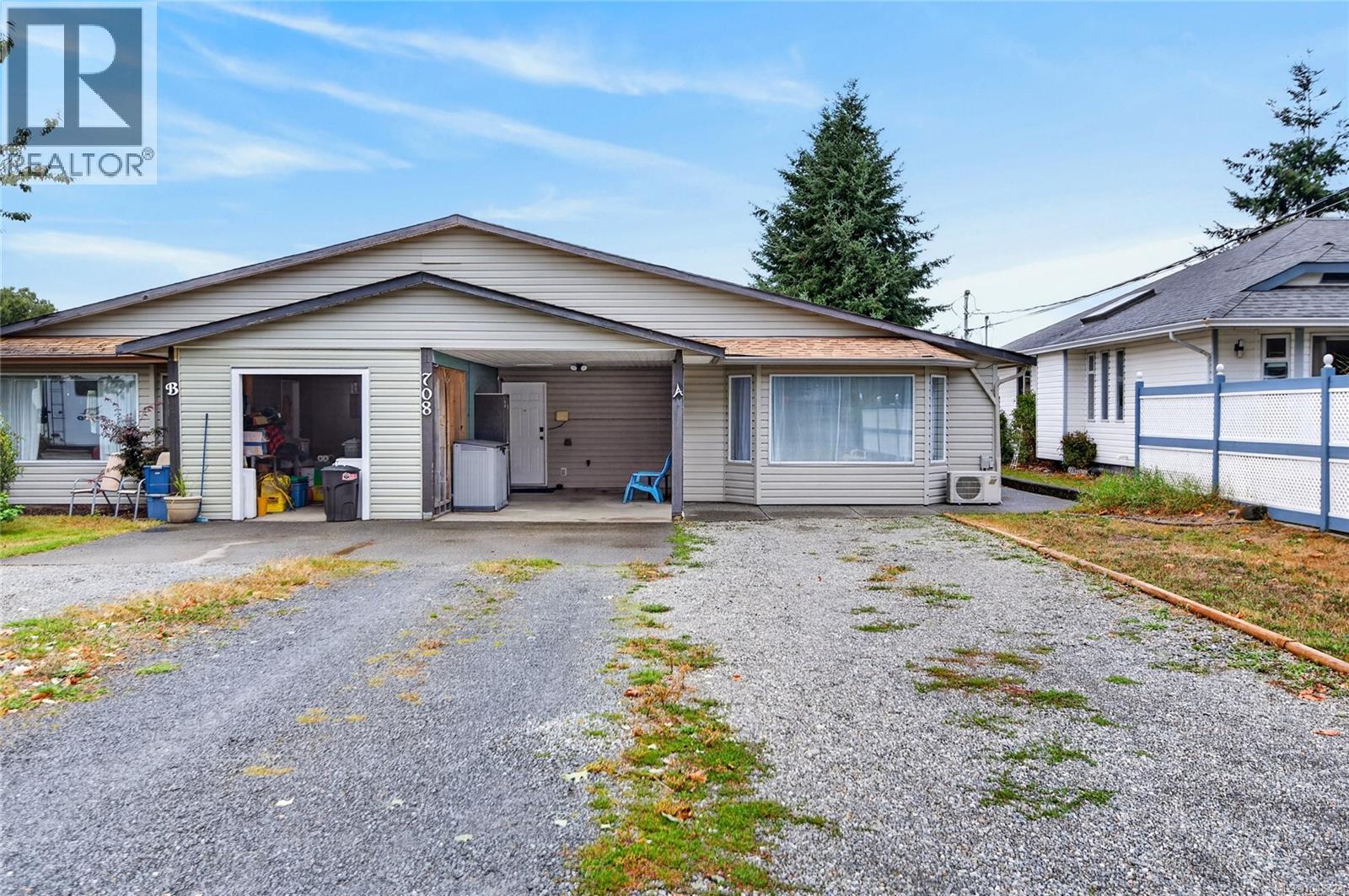 A 708 Erickson Rd, Campbell River, British Columbia  V9W 5N9 - Photo 1 - 1048723
