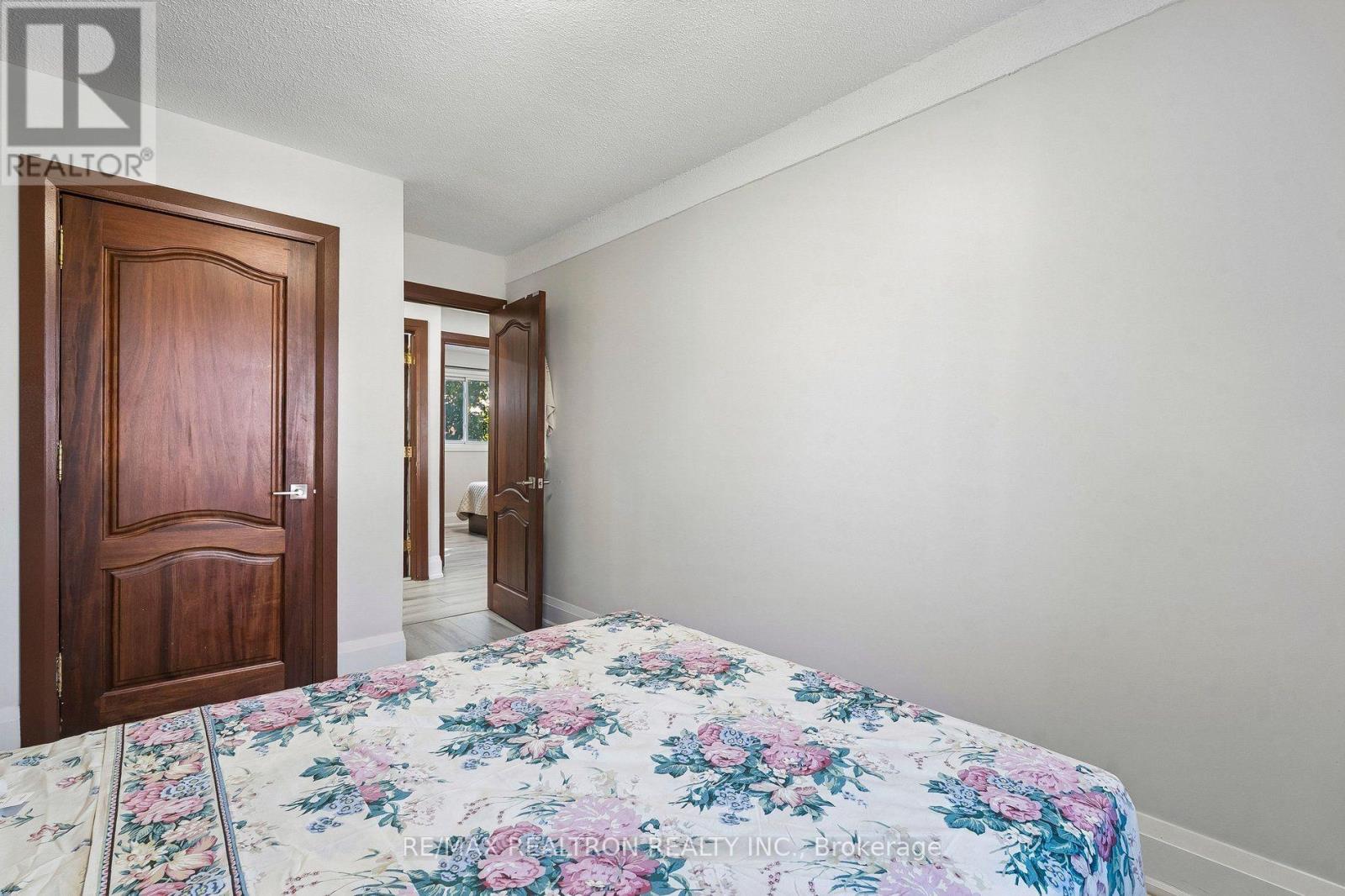 101 Marshall Street, Barrie, Ontario  L4N 4K7 - Photo 25 - S13746164