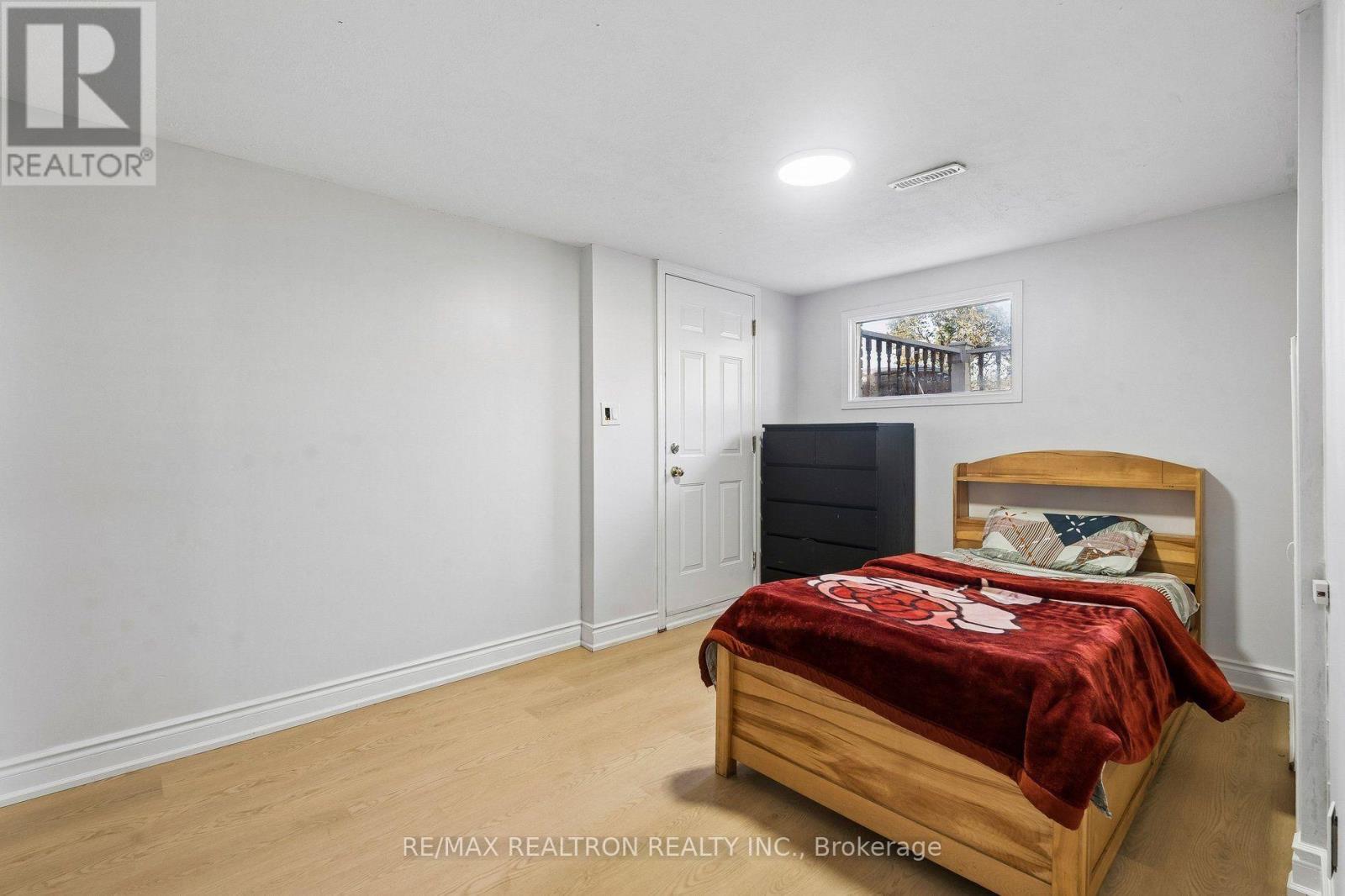 101 Marshall Street, Barrie, Ontario  L4N 4K7 - Photo 36 - S13746164