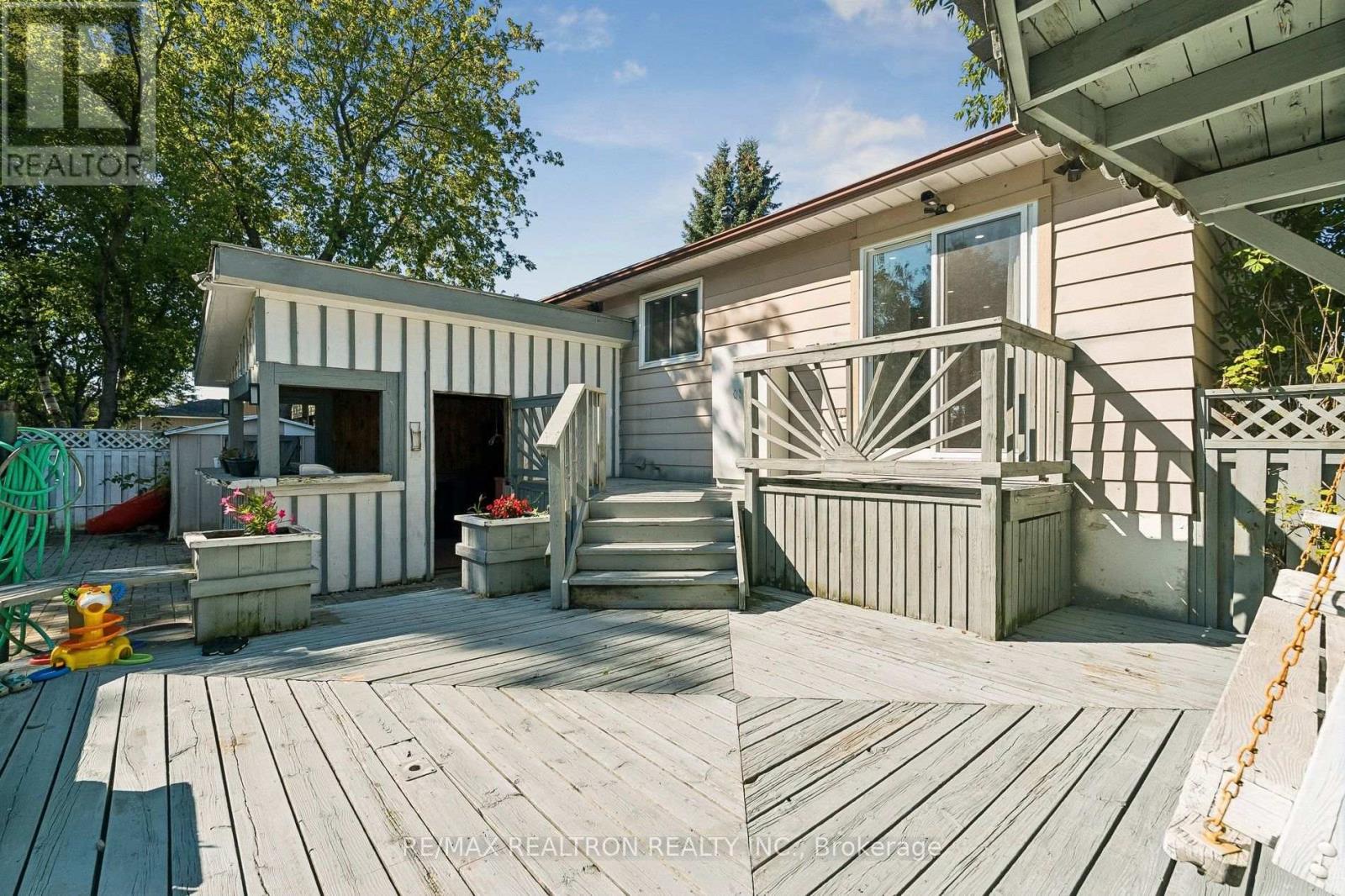101 Marshall Street, Barrie, Ontario  L4N 4K7 - Photo 43 - S13746164