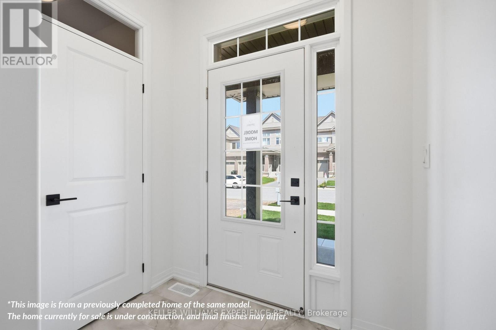 22 Sagewood Avenue, Barrie, Ontario  L9J 0K3 - Photo 5 - S13746188