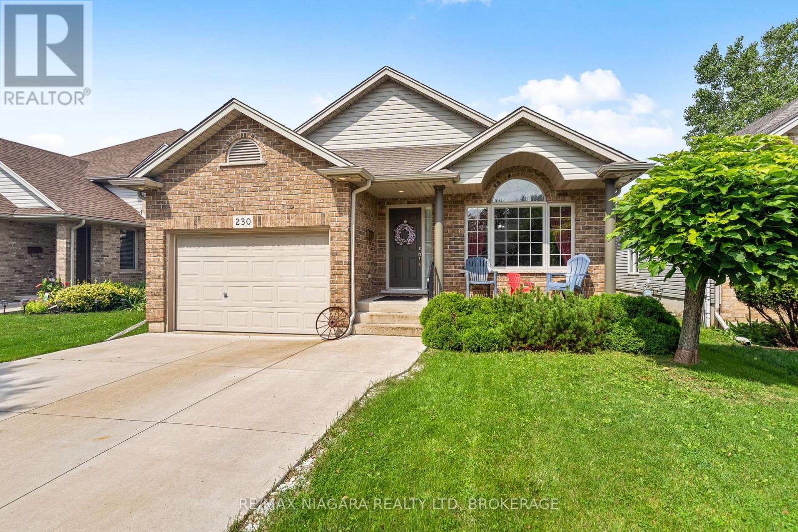 230 WELLBROOK AVENUE, Welland, Ontario