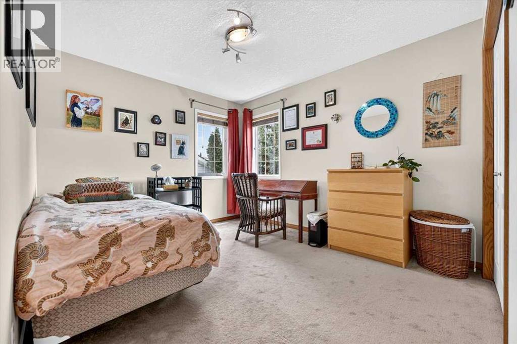 16 Rocky Ridge Landing Nw, Calgary, Alberta  T3G 4E3 - Photo 27 - A2342109