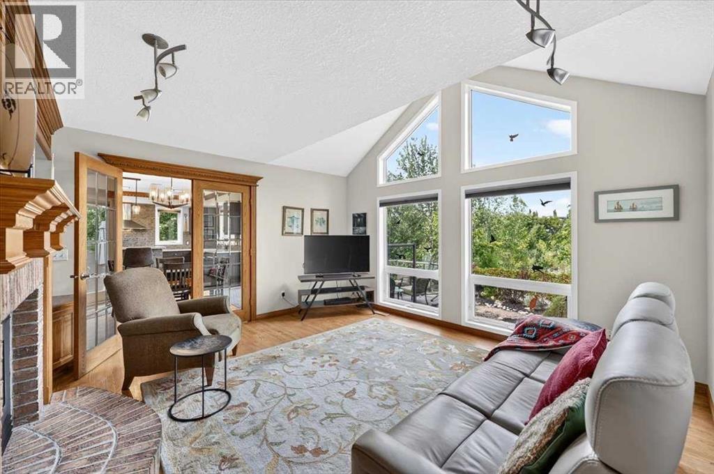 16 Rocky Ridge Landing Nw, Calgary, Alberta  T3G 4E3 - Photo 14 - A2342109