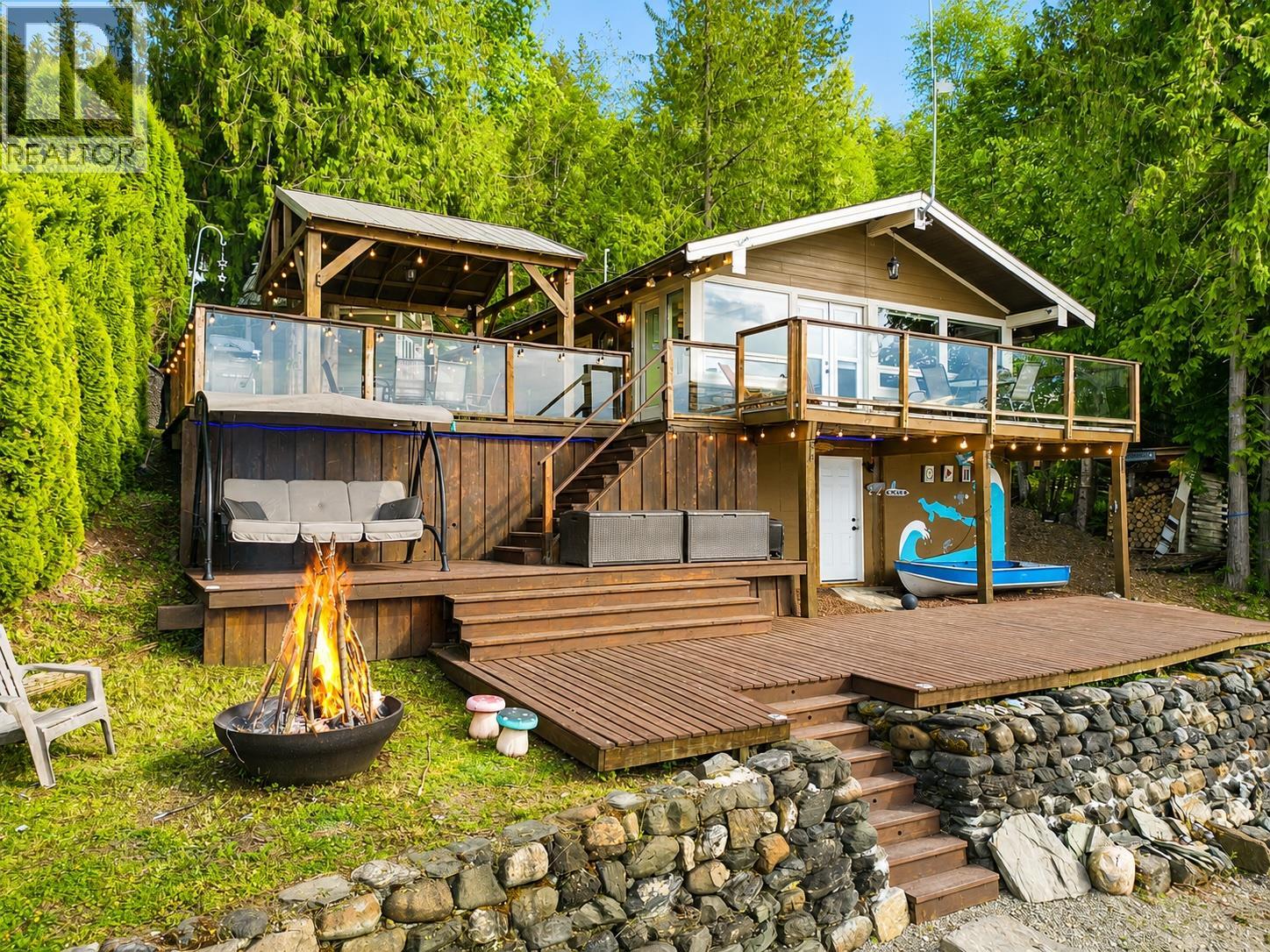 3981 Eagle Bay Road, Eagle Bay, British Columbia  V0E 1T0 - Photo 28 - 10399634