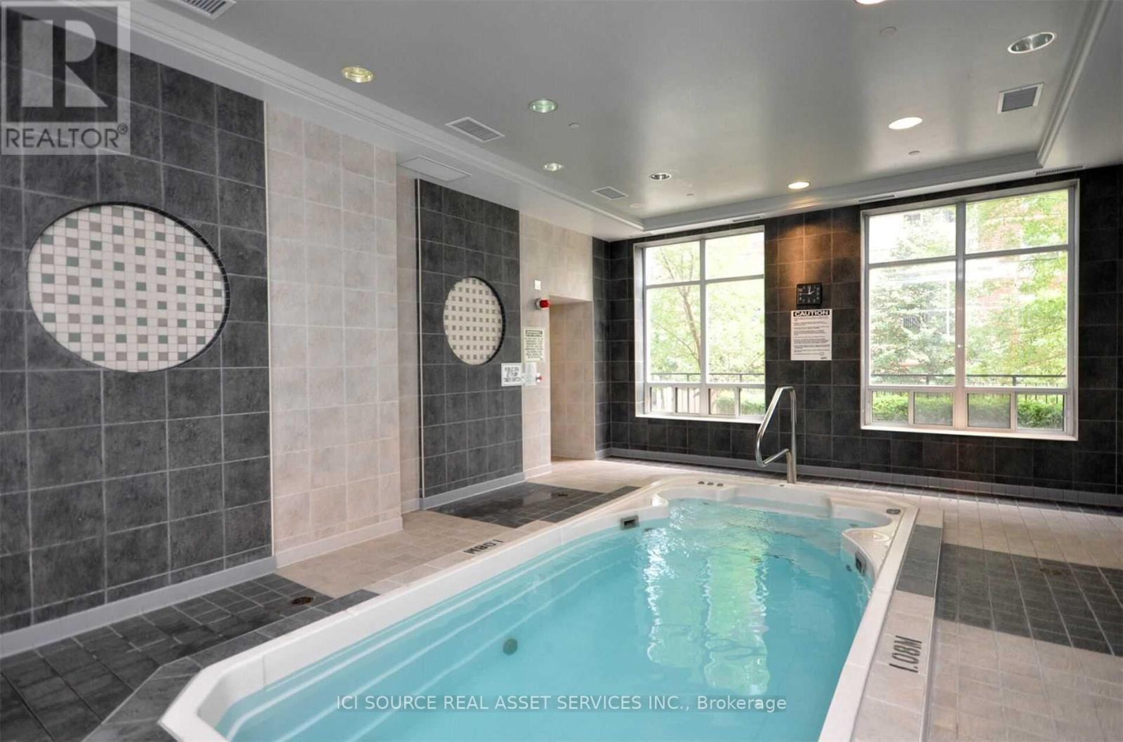 1803 - 55 Strathaven Drive, Mississauga, Ontario  L5R 4G9 - Photo 12 - W13746236
