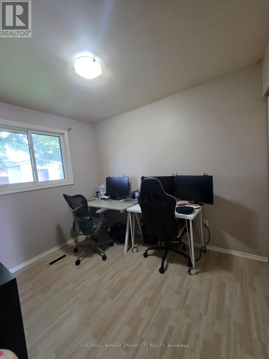 120 Hahn Avenue, Cambridge, Ontario  N3C 2X9 - Photo 9 - X13746144
