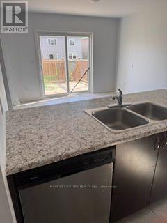 39 Brennan Crescent, Loyalist, Ontario  K0H 1G0 - Photo 11 - X13746178