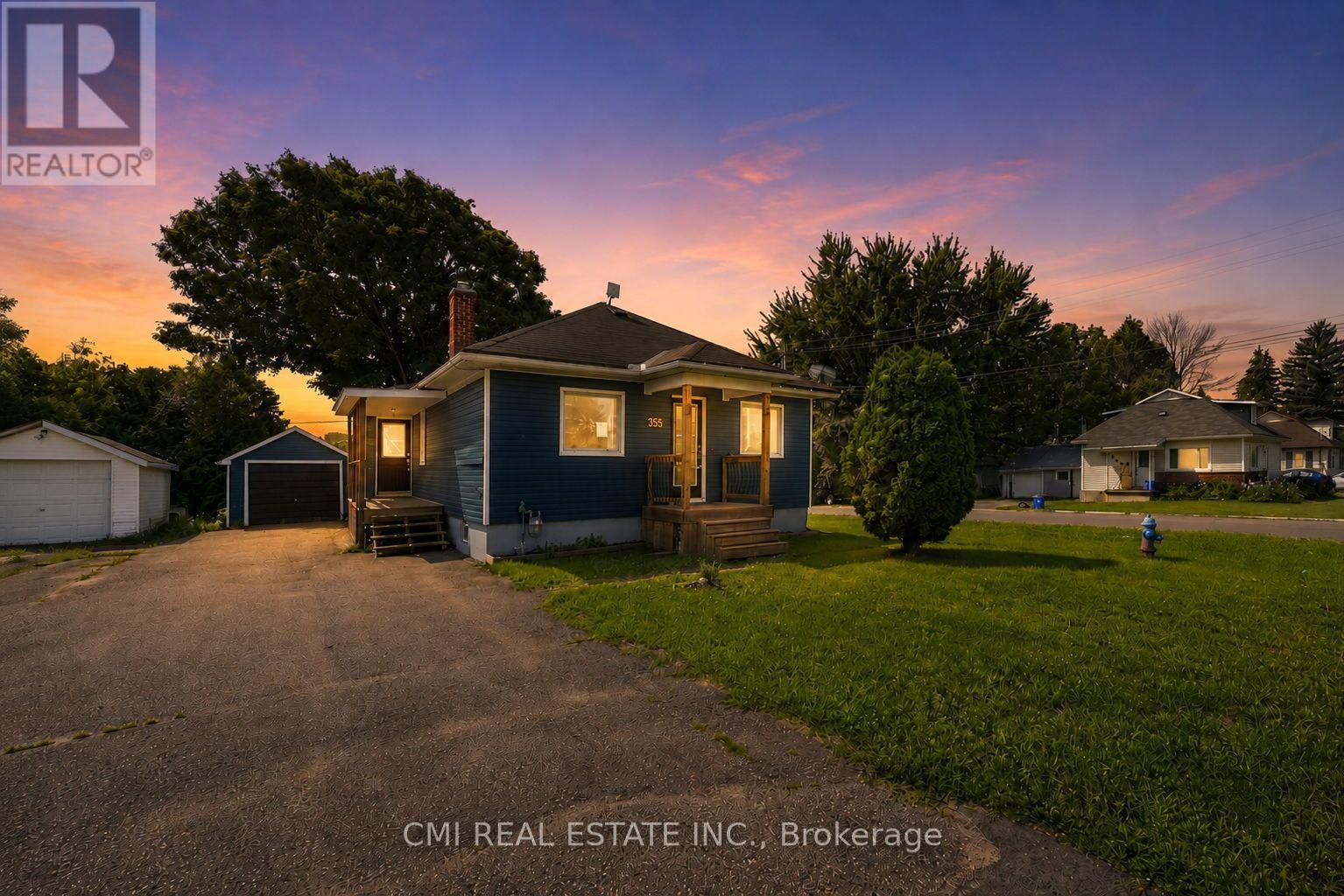 355 JOFFRE AVENUE, Renfrew, Ontario