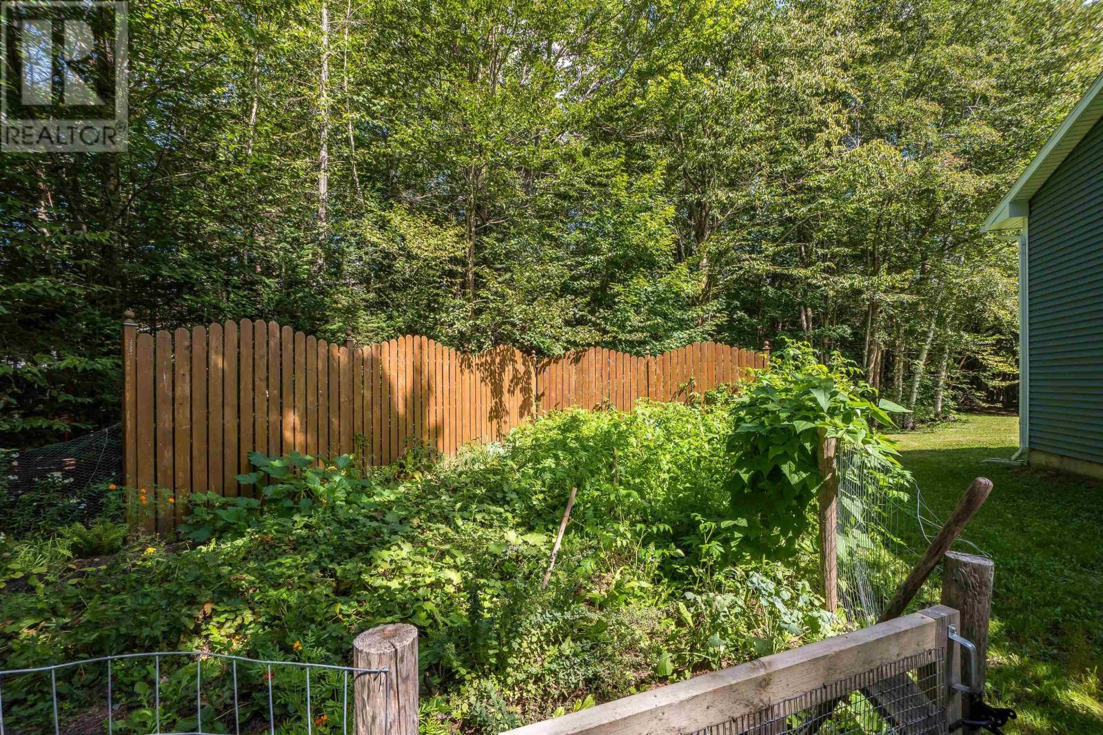83 Lakecrest Drive, East Uniacke, Nova Scotia  B0N 1Z0 - Photo 44 - 202622474