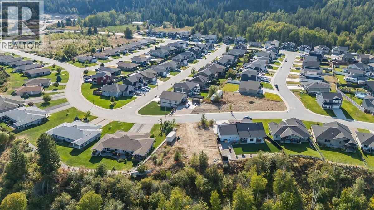 4009 Grandview Drive, Castlegar, British Columbia  V1N 4X9 - Photo 14 - 10399833